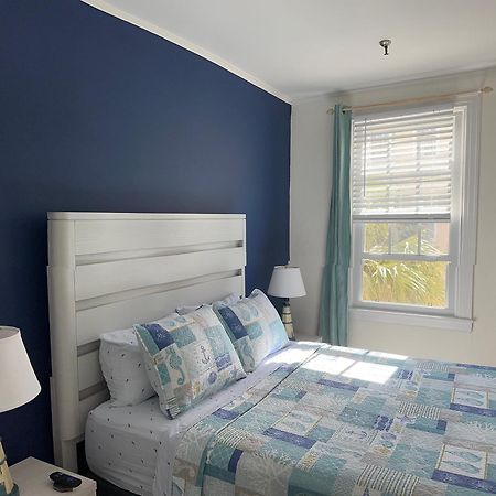 Cozy Studio In The Heart Of The Palm Beach Island - Free Valet Service Екстериор снимка
