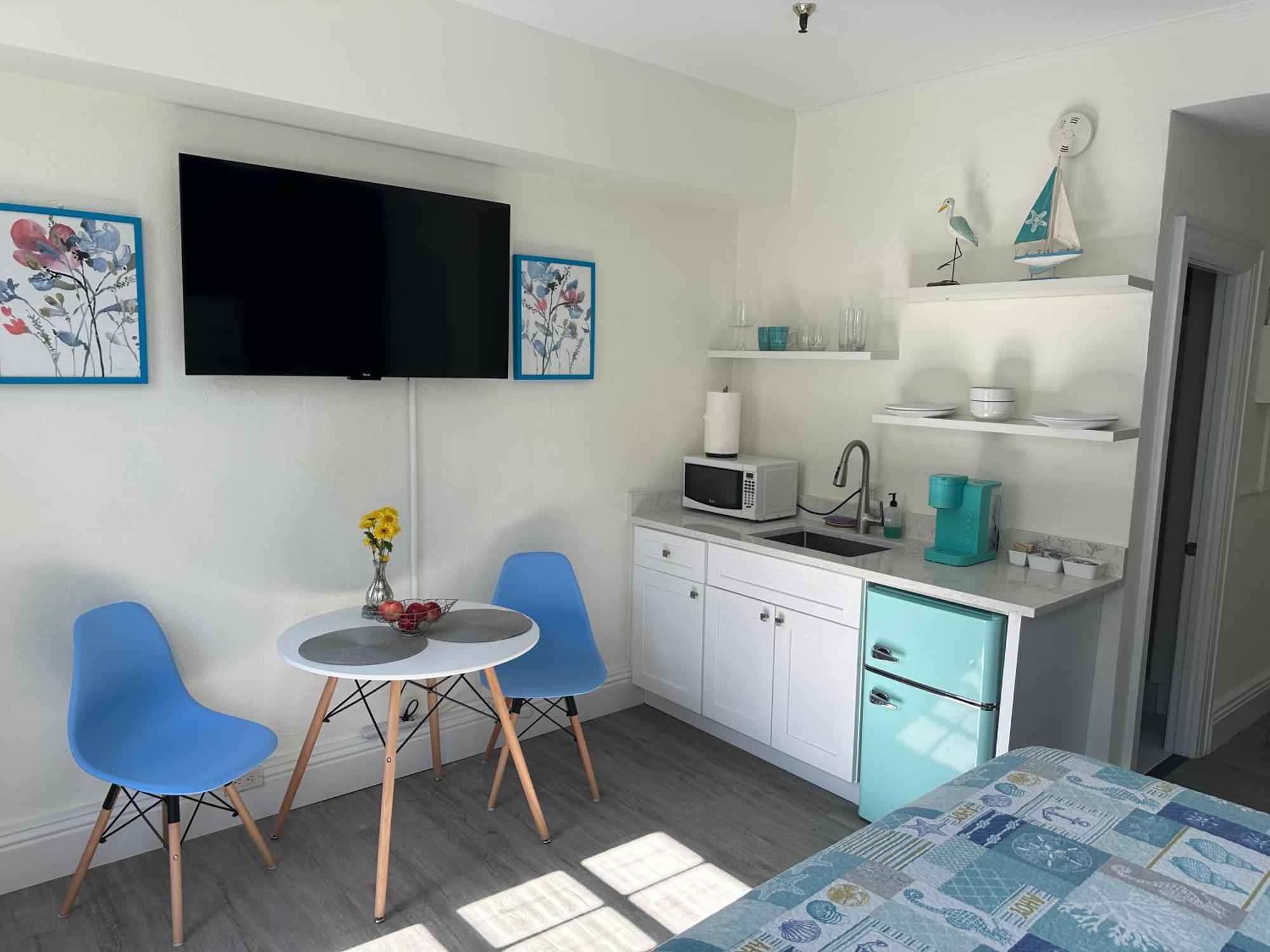 Cozy Studio In The Heart Of The Palm Beach Island - Free Valet Service Екстериор снимка