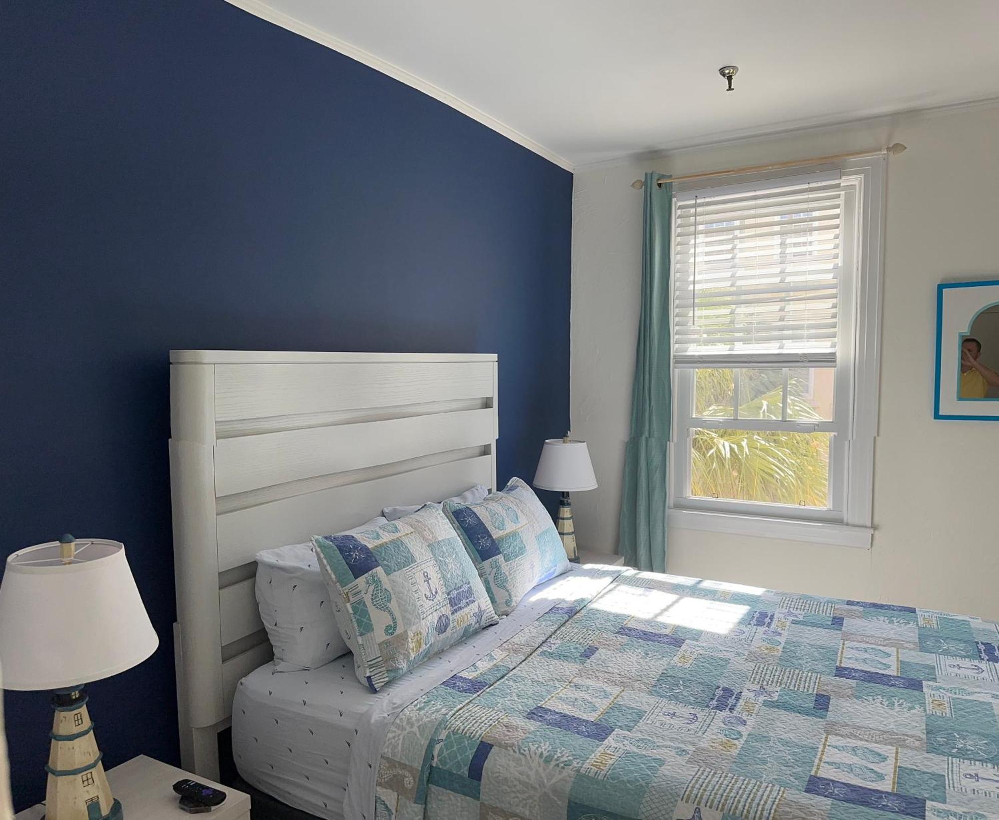 Cozy Studio In The Heart Of The Palm Beach Island - Free Valet Service Екстериор снимка